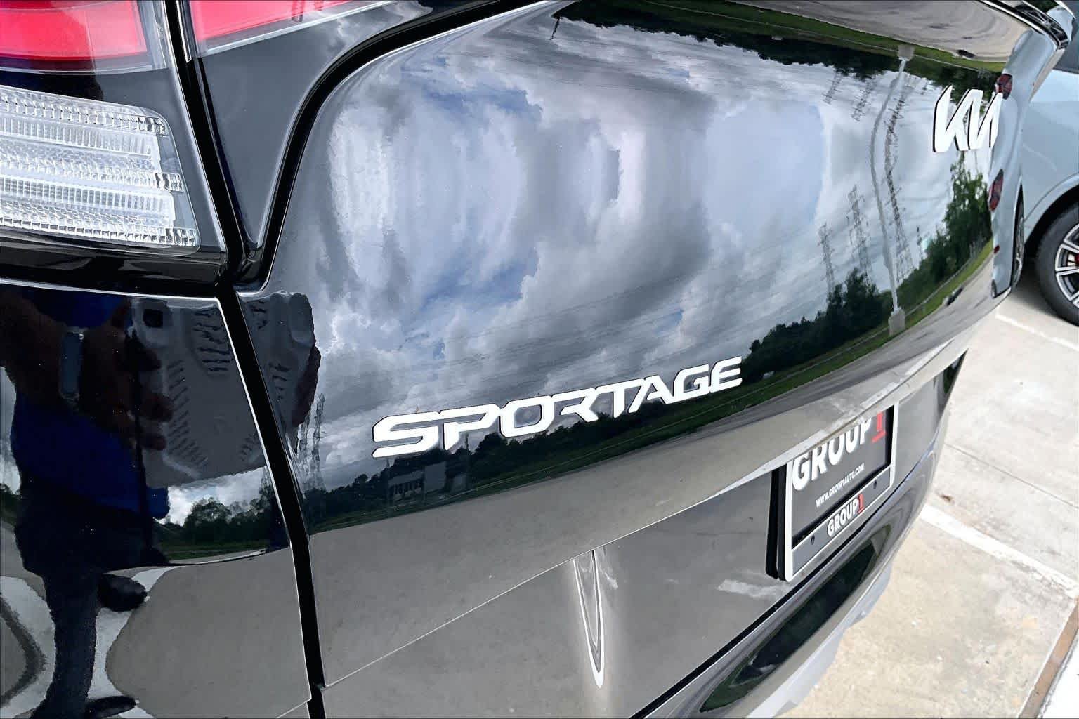 Used 2023 Ebony Black Kia SX-Prestige image 9