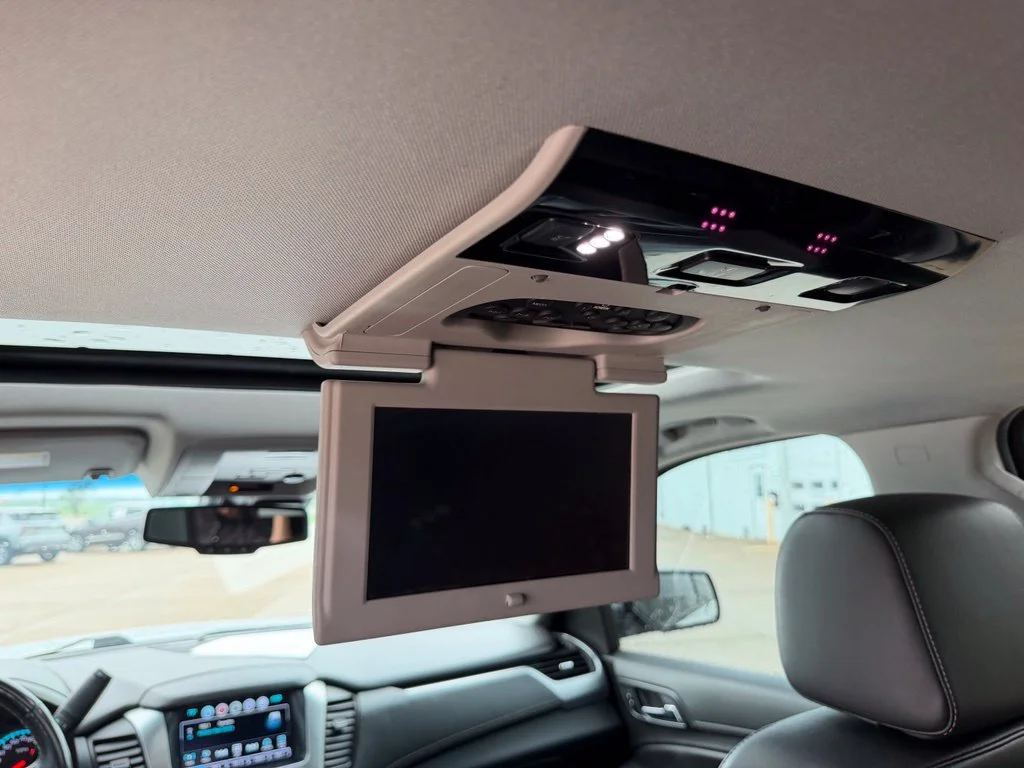 Used 2019 Silver Chevrolet Premier image 28