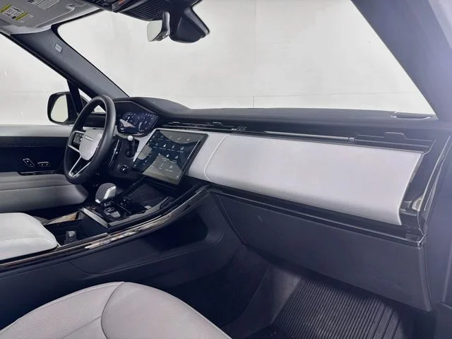 Certified Used 2024 Gray Land Rover SE image 31