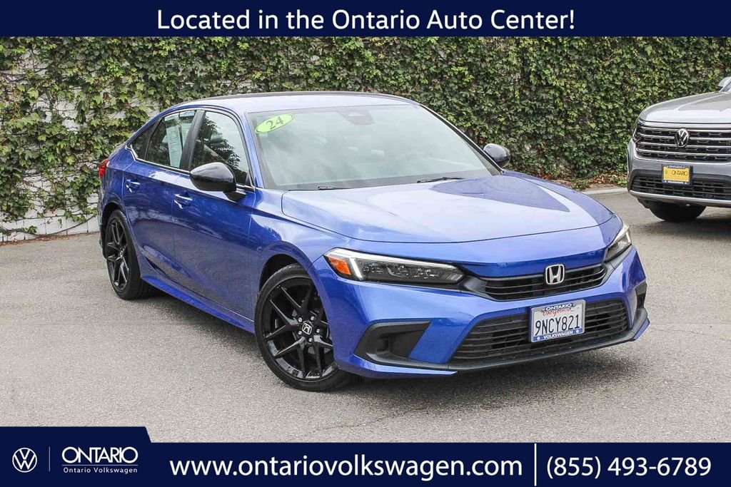 2024 Honda Civic Sport CVT's photo