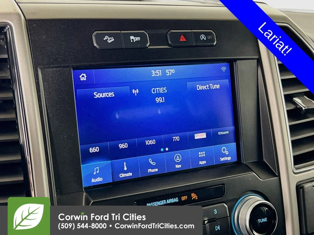 Used 2019 White Ford Lariat image 21