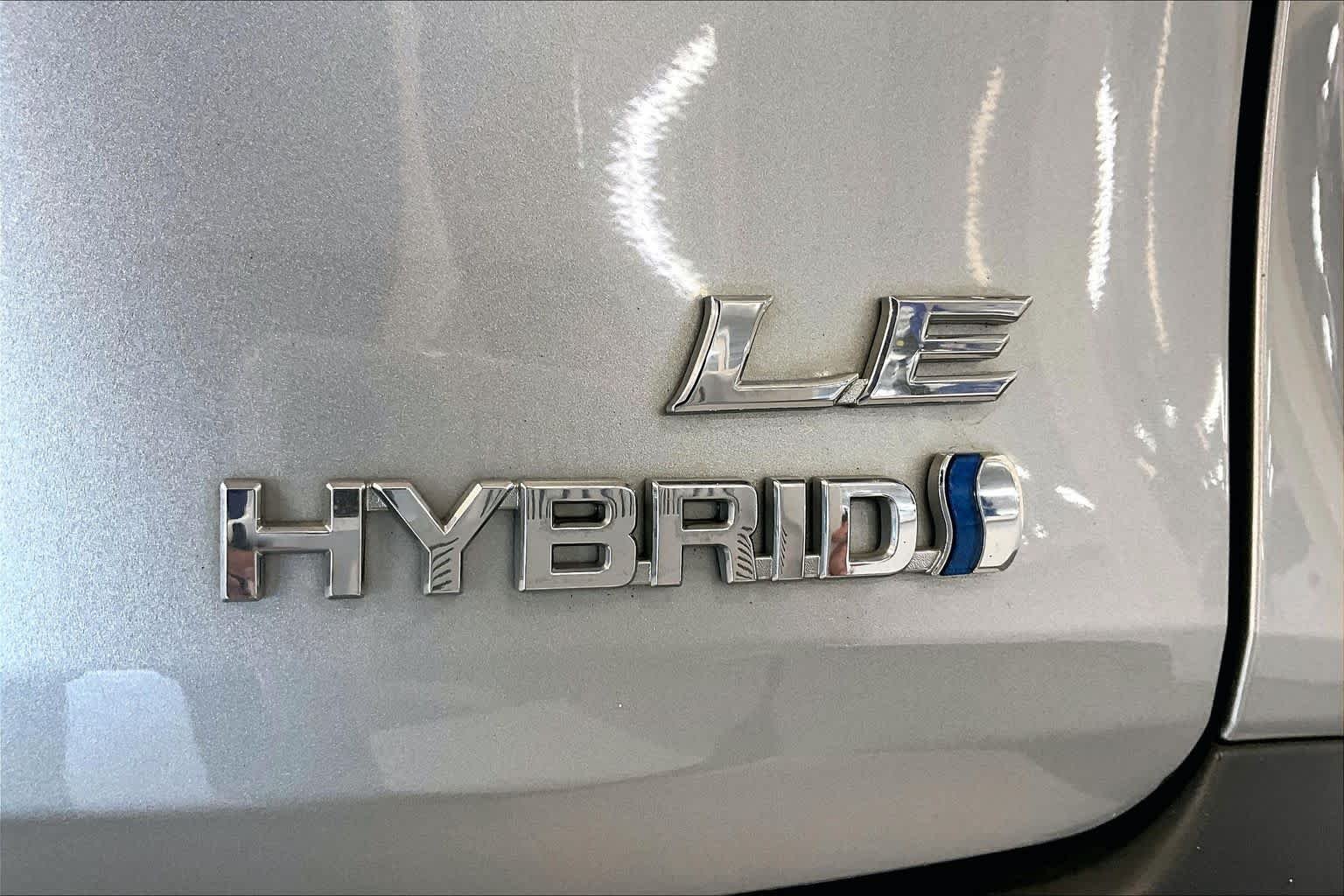 Used 2021 Celestial Silver Metallic Toyota LE image 9