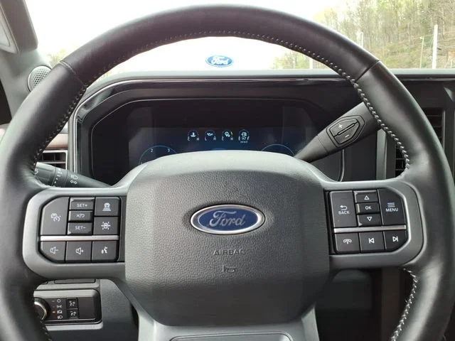 Used 2024 Gray Ford Lariat image 22