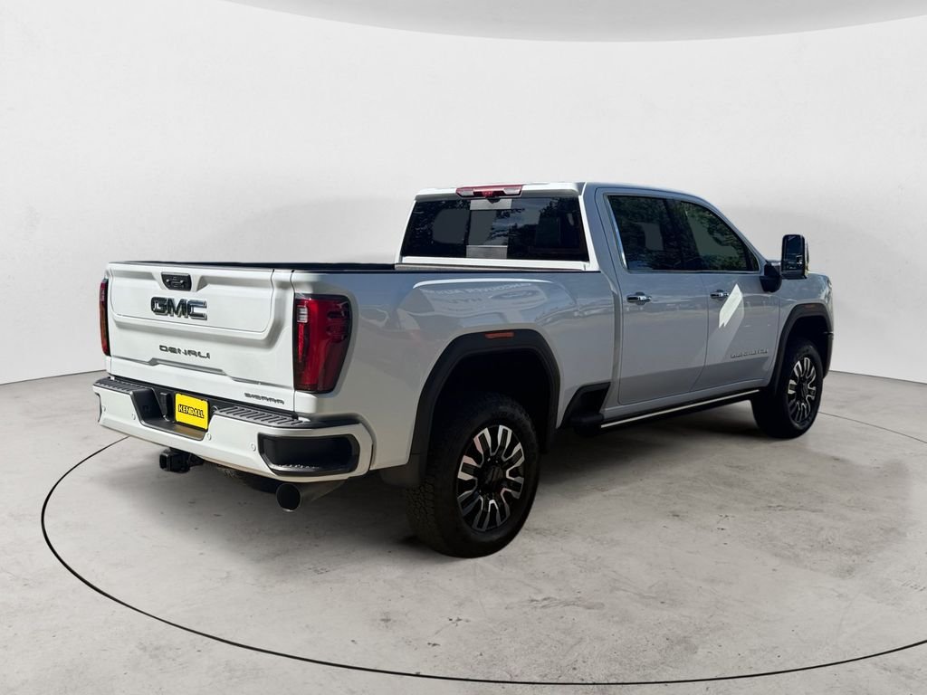 Used 2026 White GMC Denali Ultimate image 5