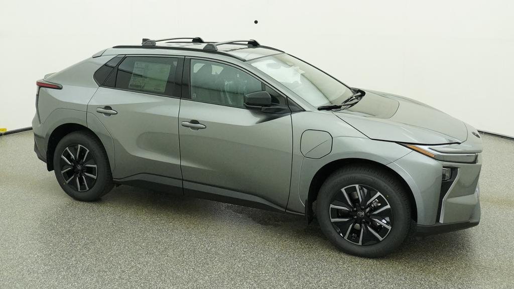 New 2026 Heavy Metal Toyota XLE image 12