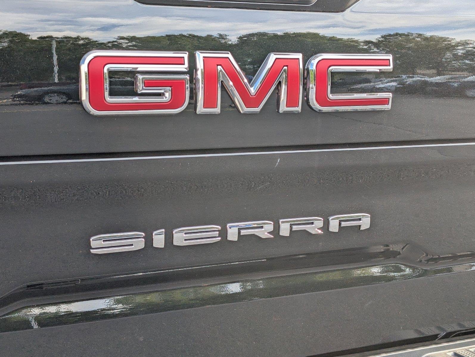 New 2026 Onyx Black GMC SLT image 5