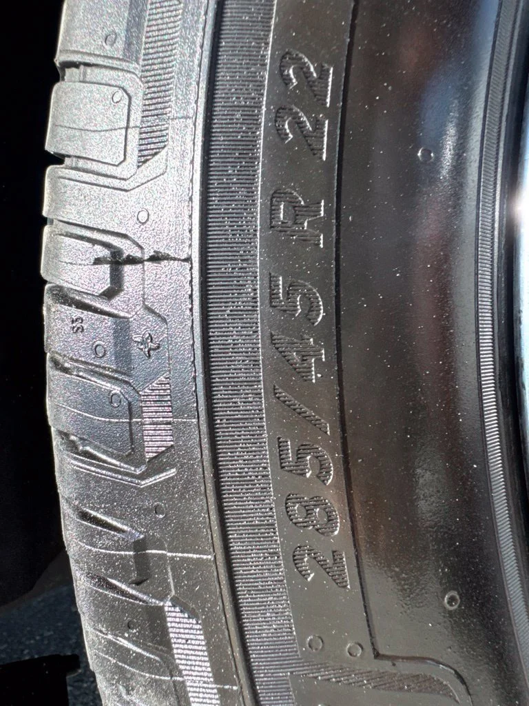 Used 2020 Gray Ford Limited image 33