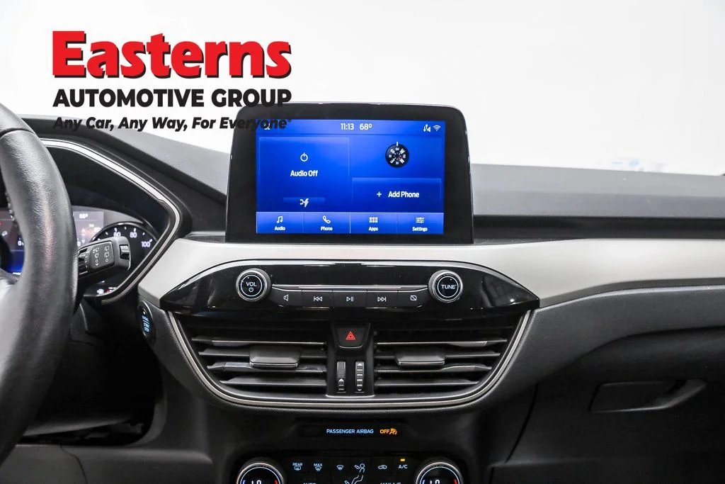 Used 2021 Black Ford SEL image 12