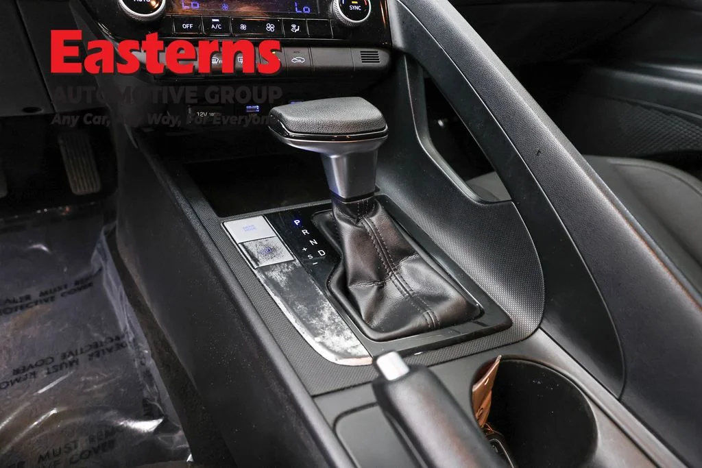 Used 2021 Gray Hyundai SEL image 13