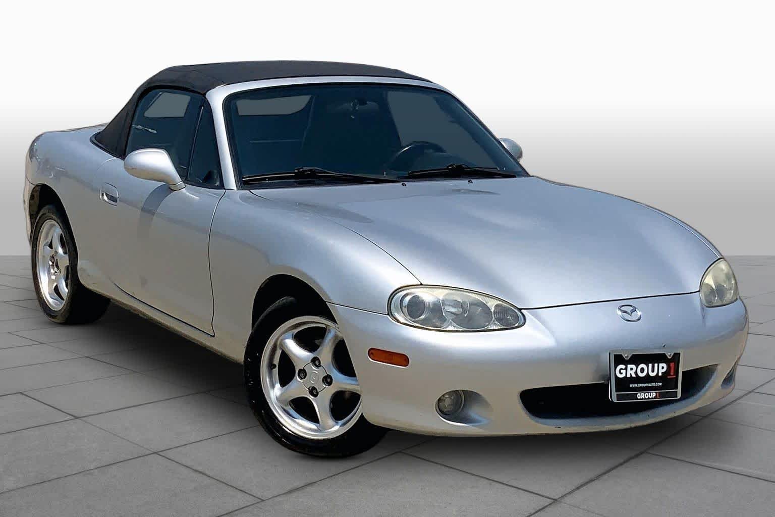 Used 2001 Sunlight Silver Metallic Mazda Base image 2