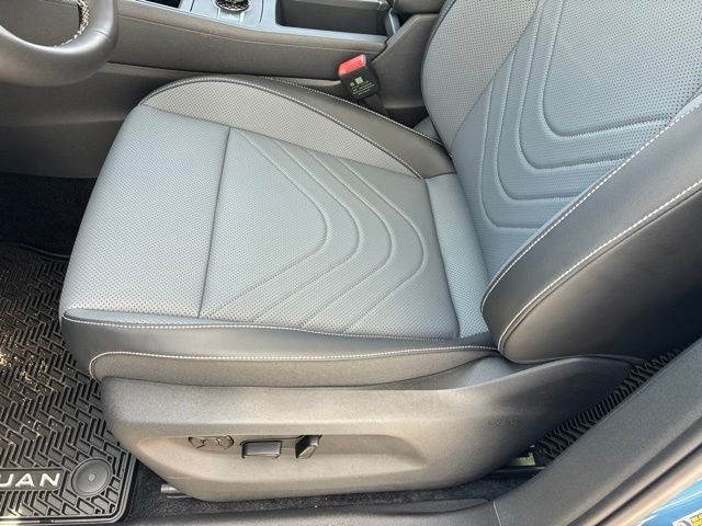 New 2026 Monterey Blue Pearl Volkswagen 2.0T SE image 8
