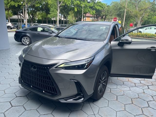 2023 Lexus NX 350 - Photo 12