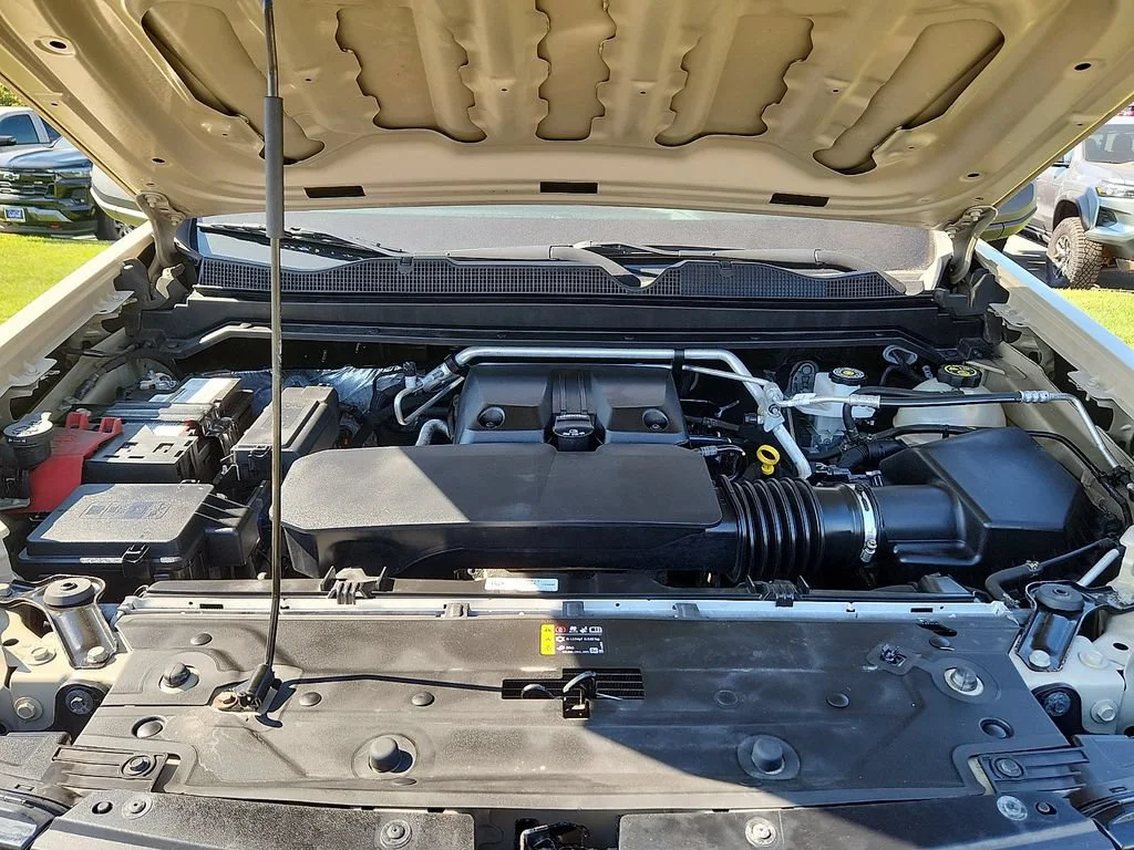 Used 2023 Sand Dune Metallic Chevrolet Trail Boss image 27