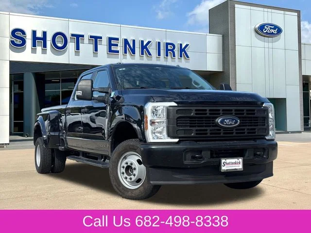 Certified Used 2025 Blue Ford XL image 1