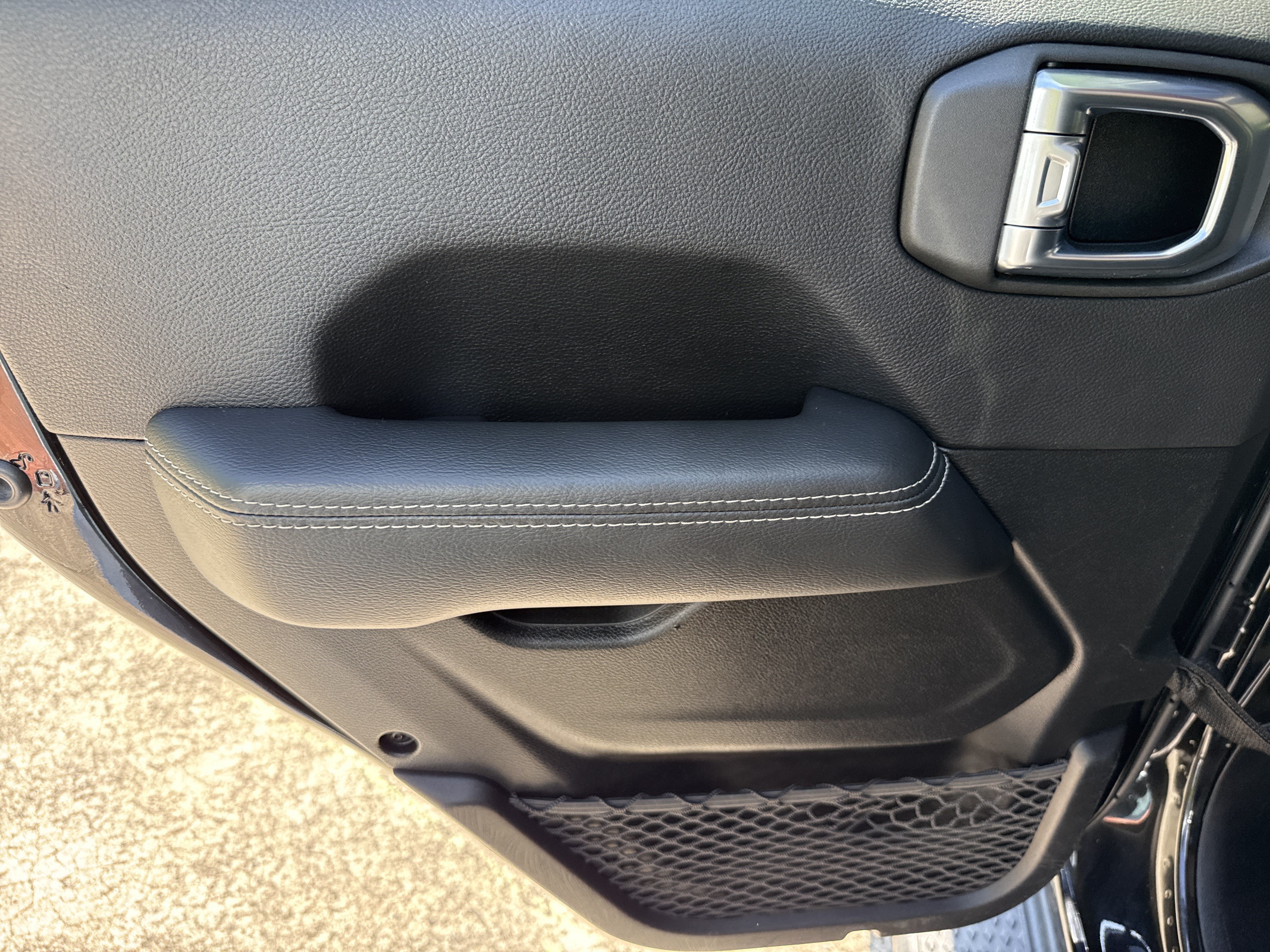 Used 2021 Black Clearcoat Jeep Overland image 22