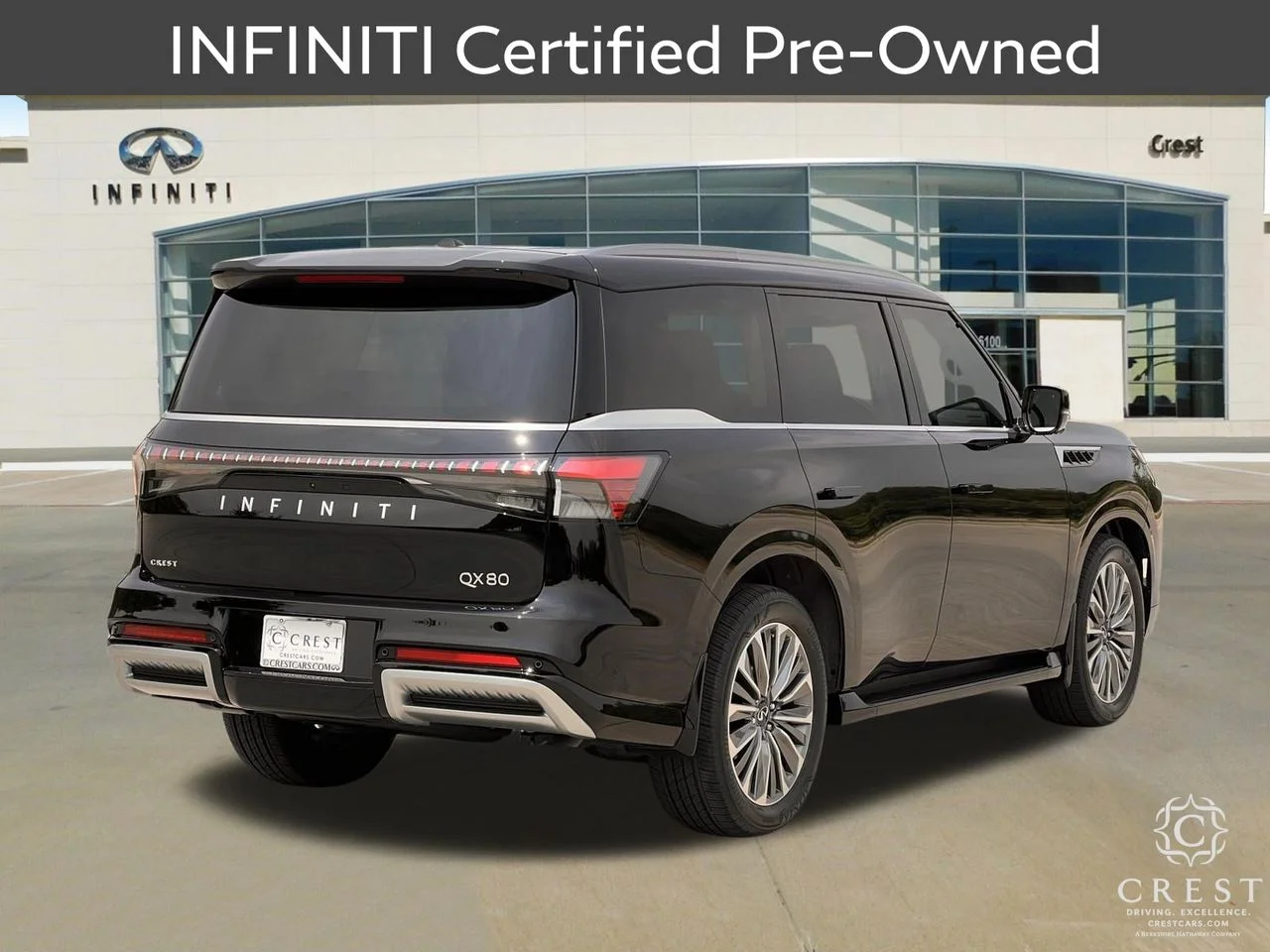 Certified Used 2026 Black Obsidian INFINITI LUXE image 3