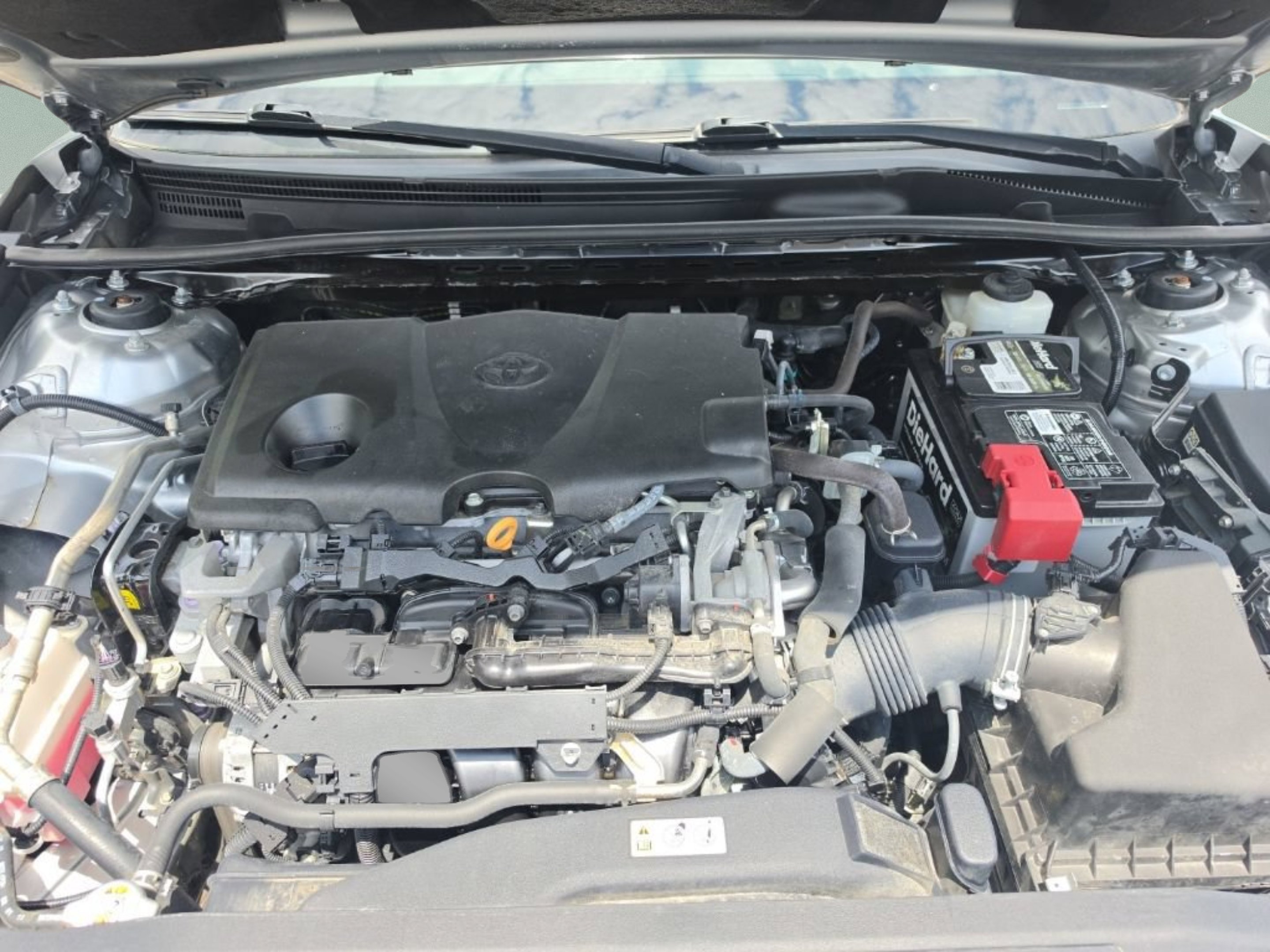 Used 2019 Silver Toyota LE image 25