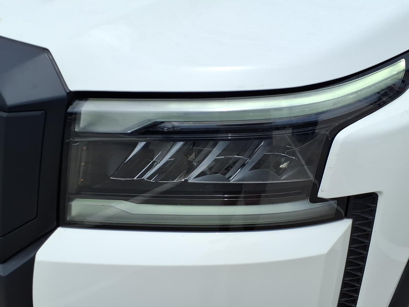 2026 Nissan Frontier PRO-4X White at Robbins Nissan