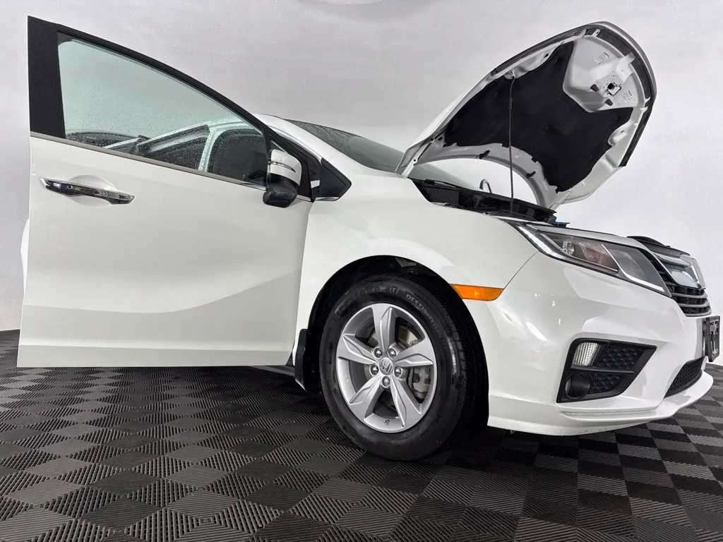 Used 2020 White Honda EX-L image 19