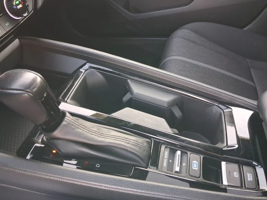 Used 2023  Honda Sport image 18