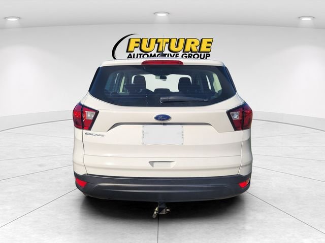 Used 2019 White Ford S image 4