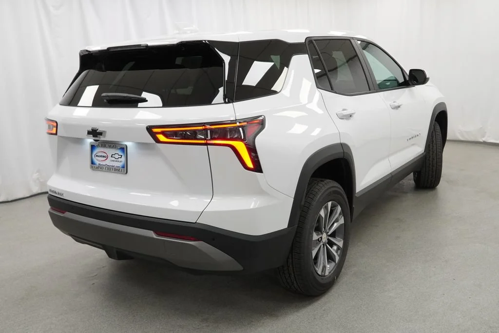 New 2026 Summit White Chevrolet LT image 4