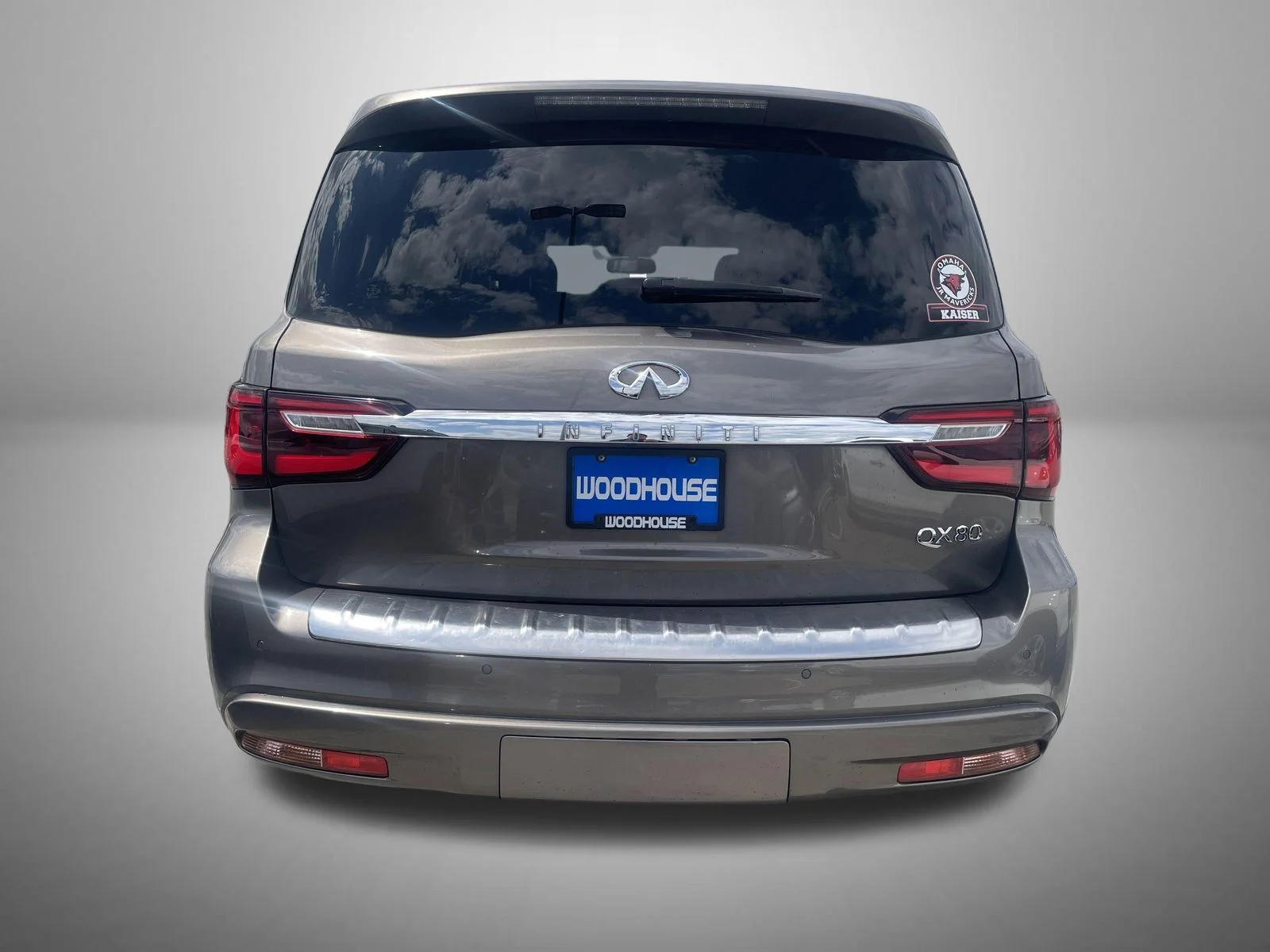 Used 2019 Gray INFINITI LUXE image 3