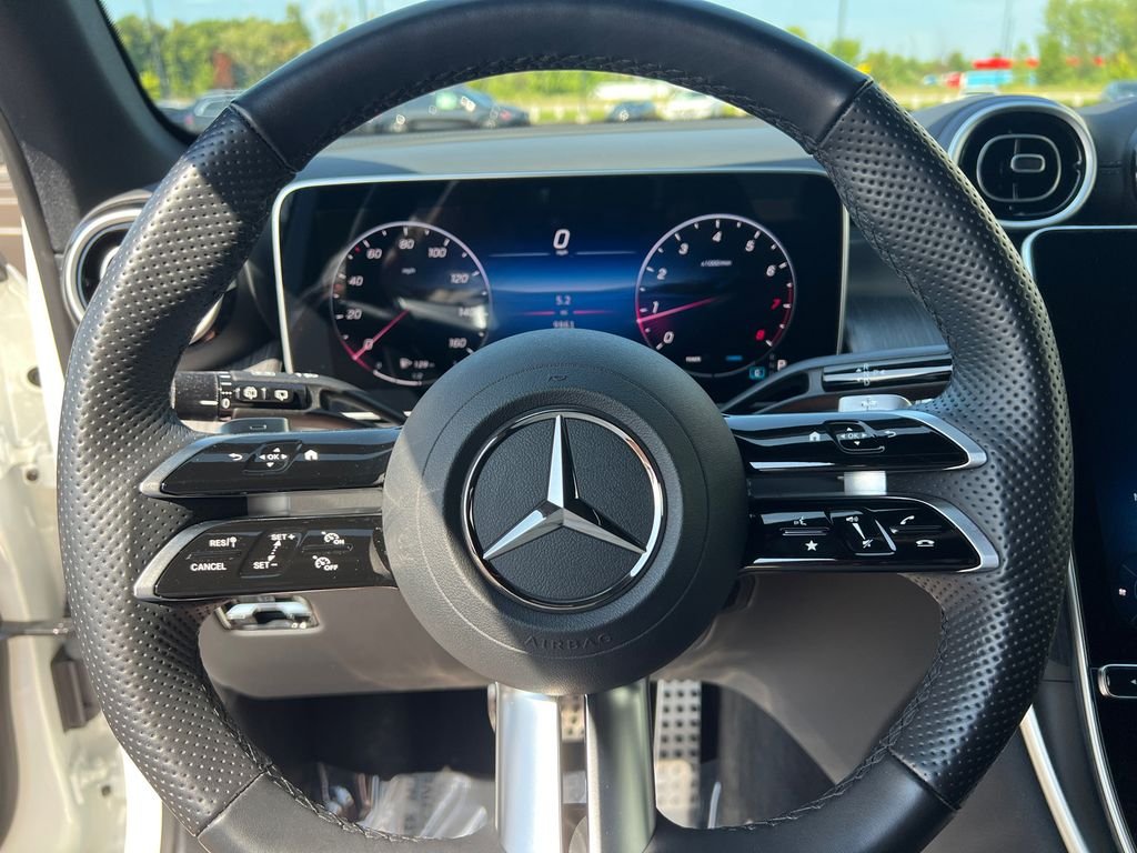 Certified Used 2025 White Mercedes-Benz GLC 300 image 18