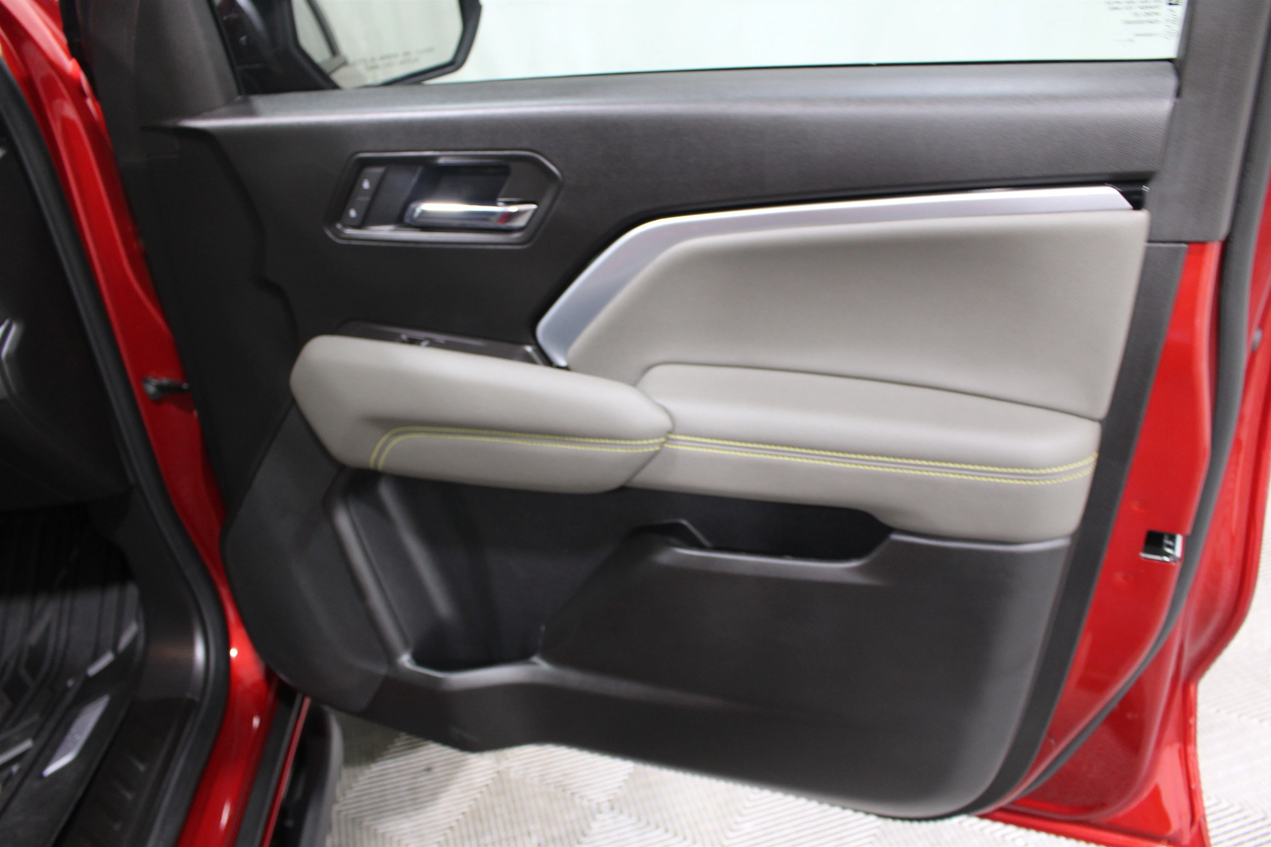 2026 Chevrolet Colorado ZR2 - Photo 28