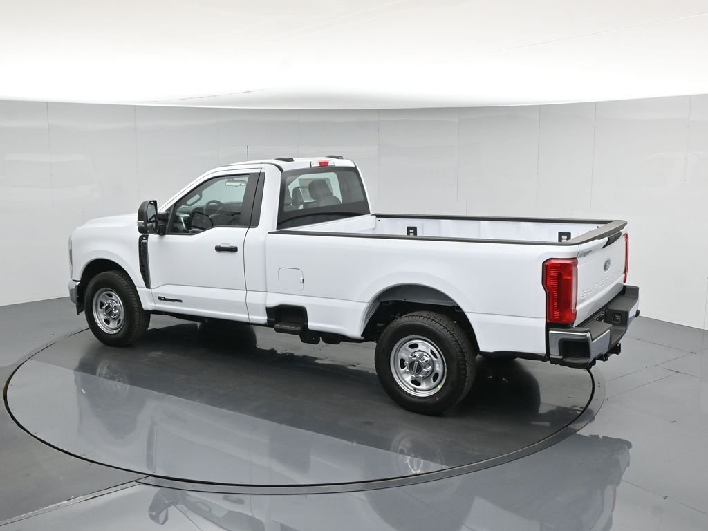New 2026 Oxford White Ford XL image 37