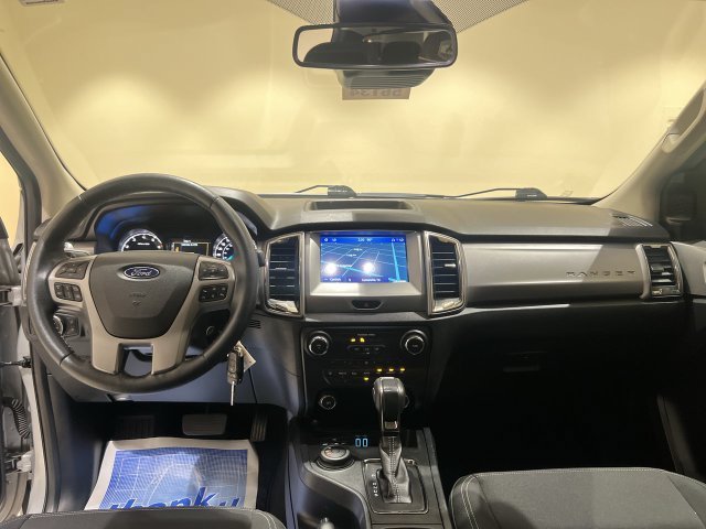 Used 2019 Silver Ford XLT image 18