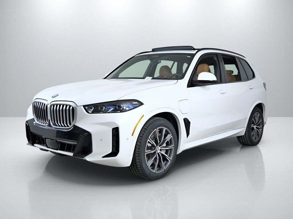 Used 2026 Mineral White Metallic BMW xDrive50e image 1