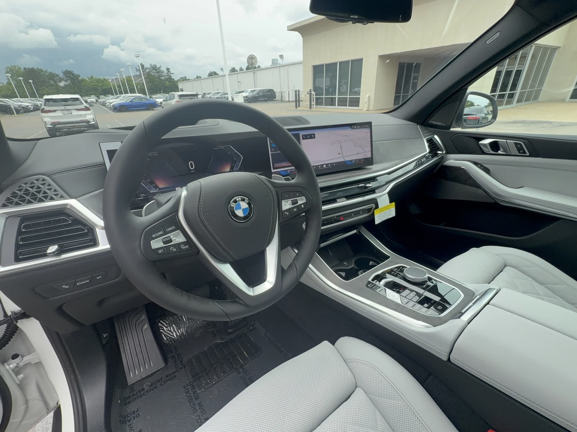 New 2026 Alpine White BMW xDrive40i image 11