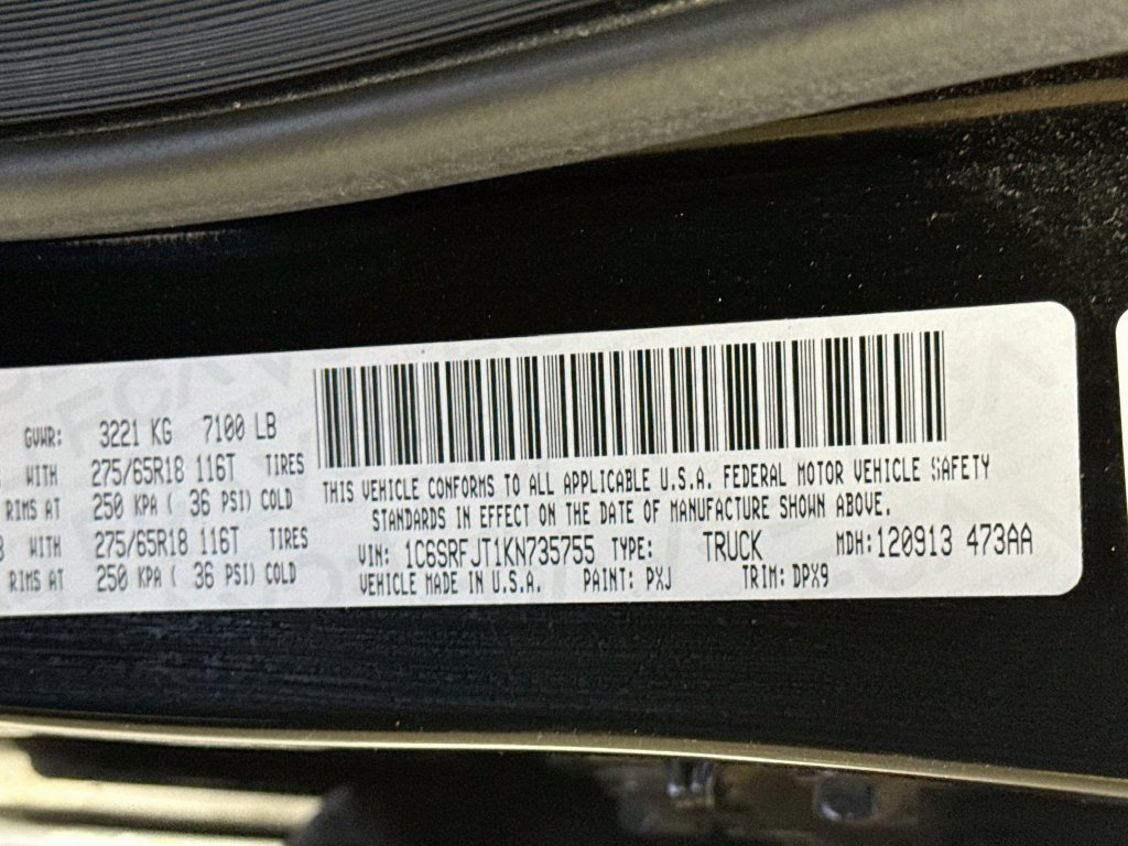 Used 2019 Diamond Black Crystal Pearlcoat Ram Laramie image 41