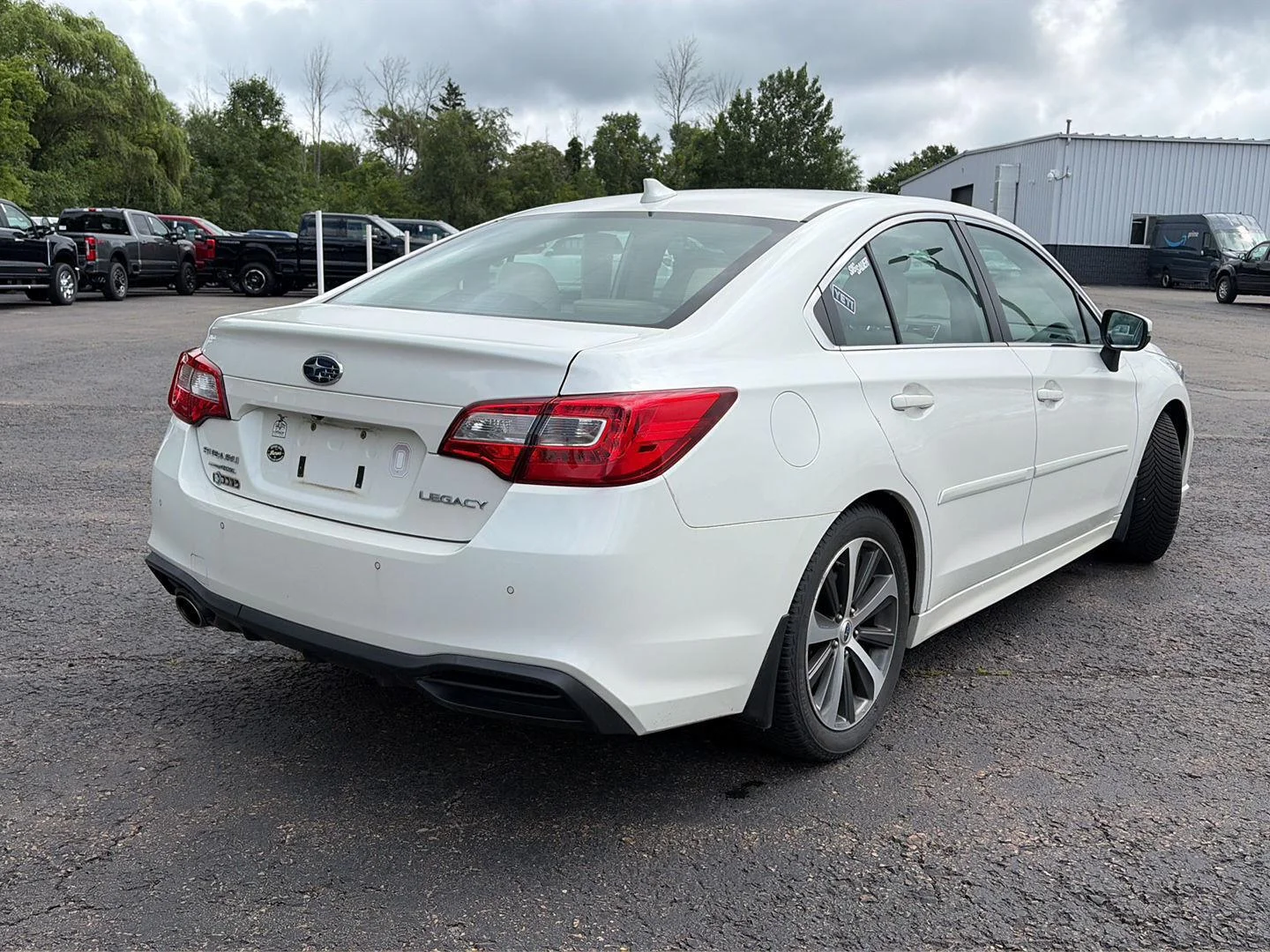 Used 2018 White Subaru Limited image 10