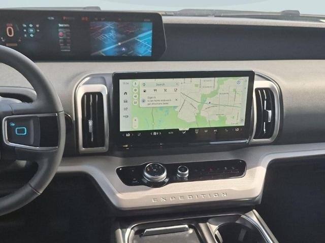 New 2027 Star White Metallic Tri-Coat Ford MAX Active image 18