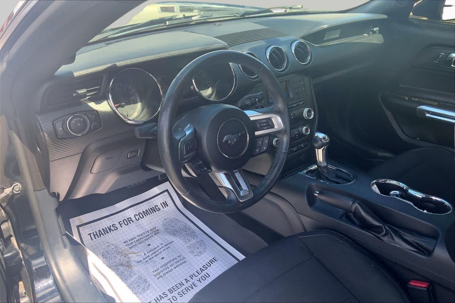 Used 2015 Black Ford V6 image 17