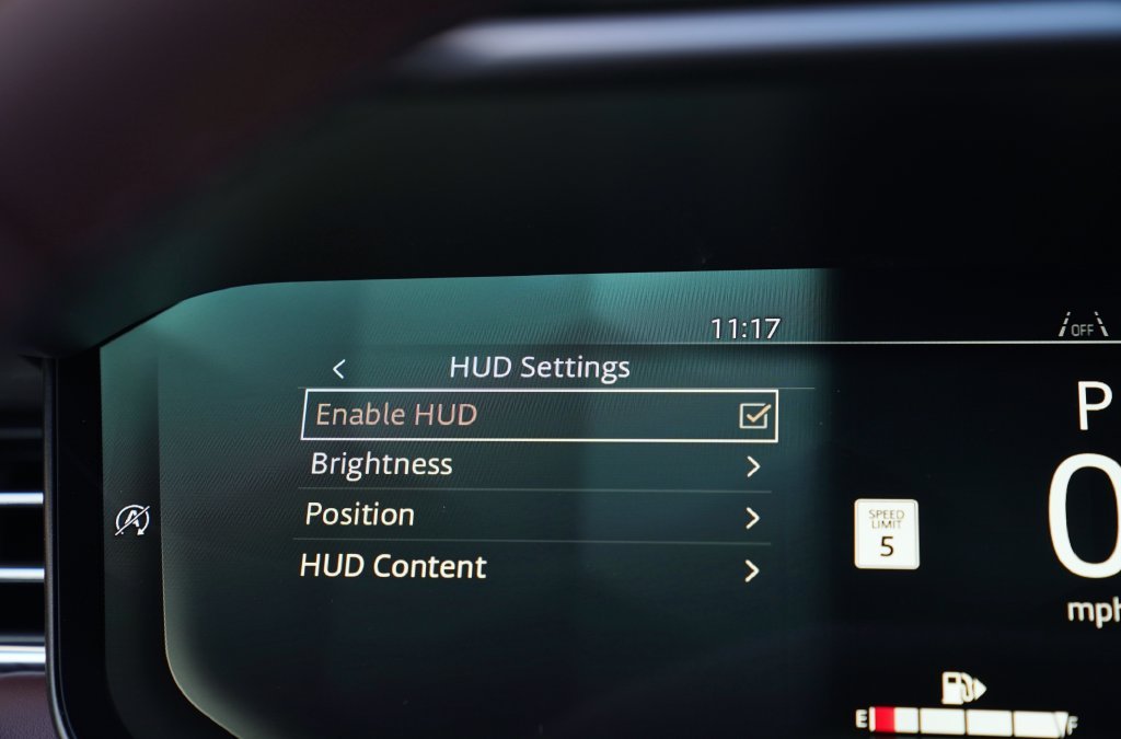 New 2027 Santorini Black Land Rover Dynamic SE image 17