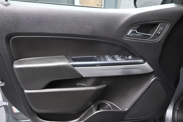 Used 2021 Gray Chevrolet LT image 13