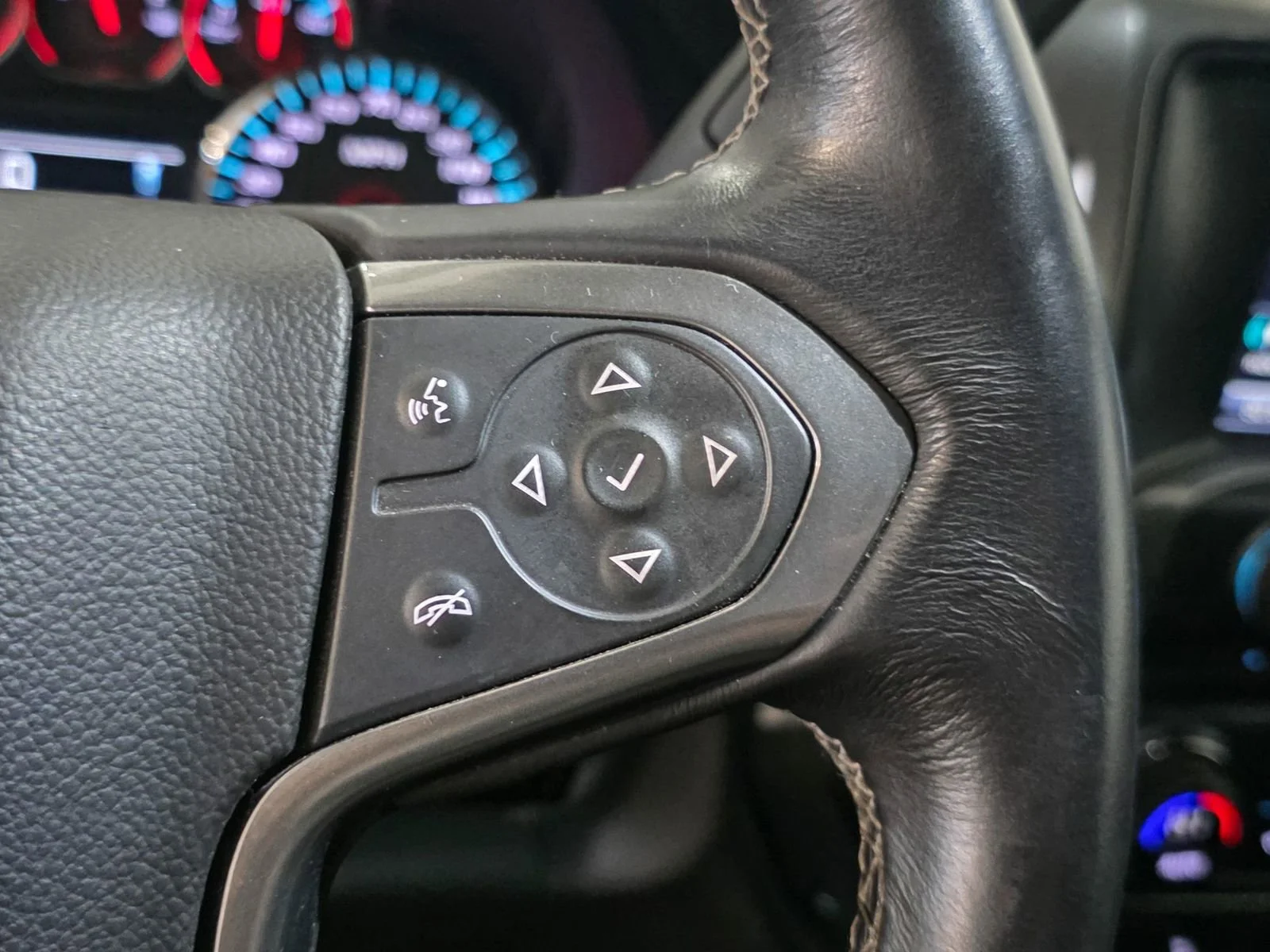 2017 Chevrolet Silverado 1500 LT - Photo 34