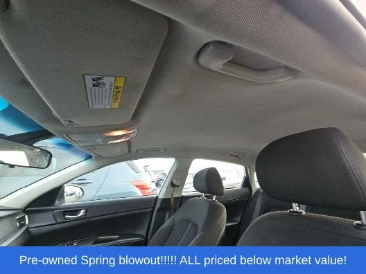 Used 2020 White Kia LX image 20