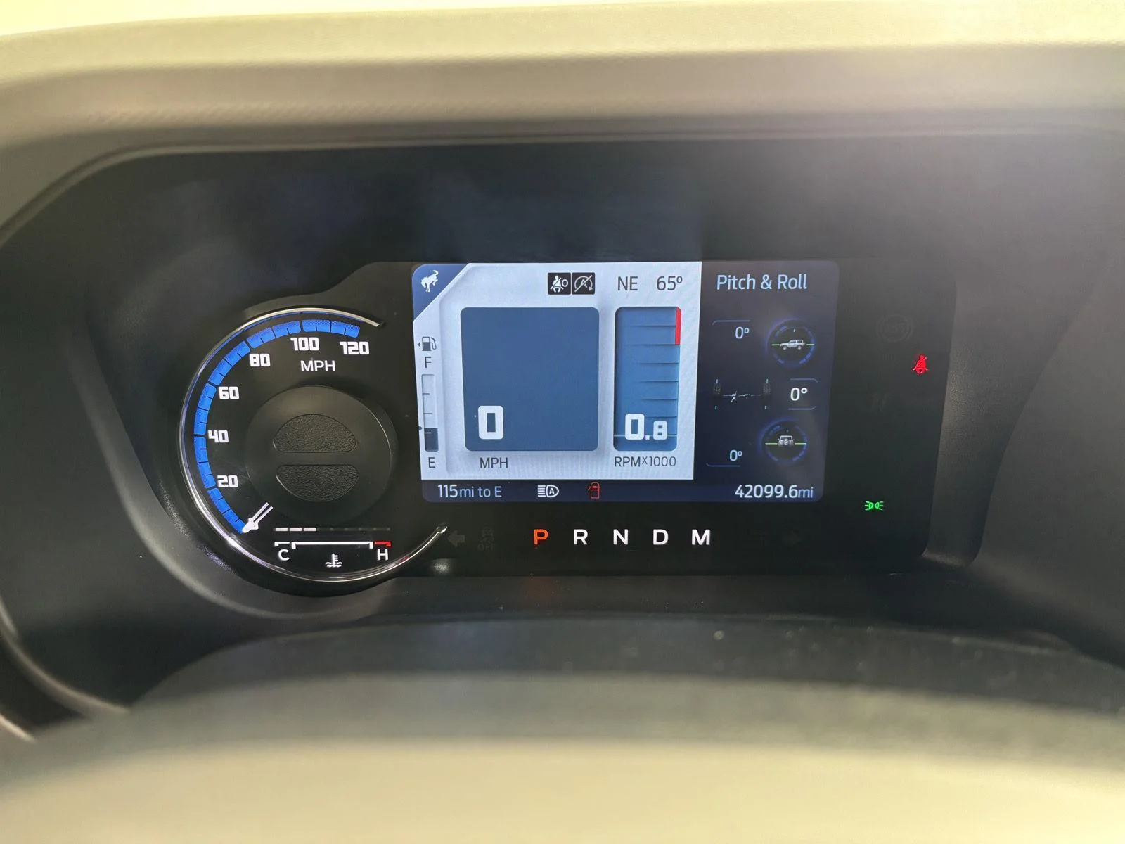 Used 2023 Cactus Gray Ford Badlands image 31