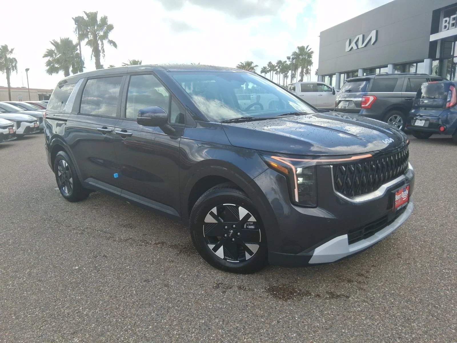 New 2026  Kia LXS image 1