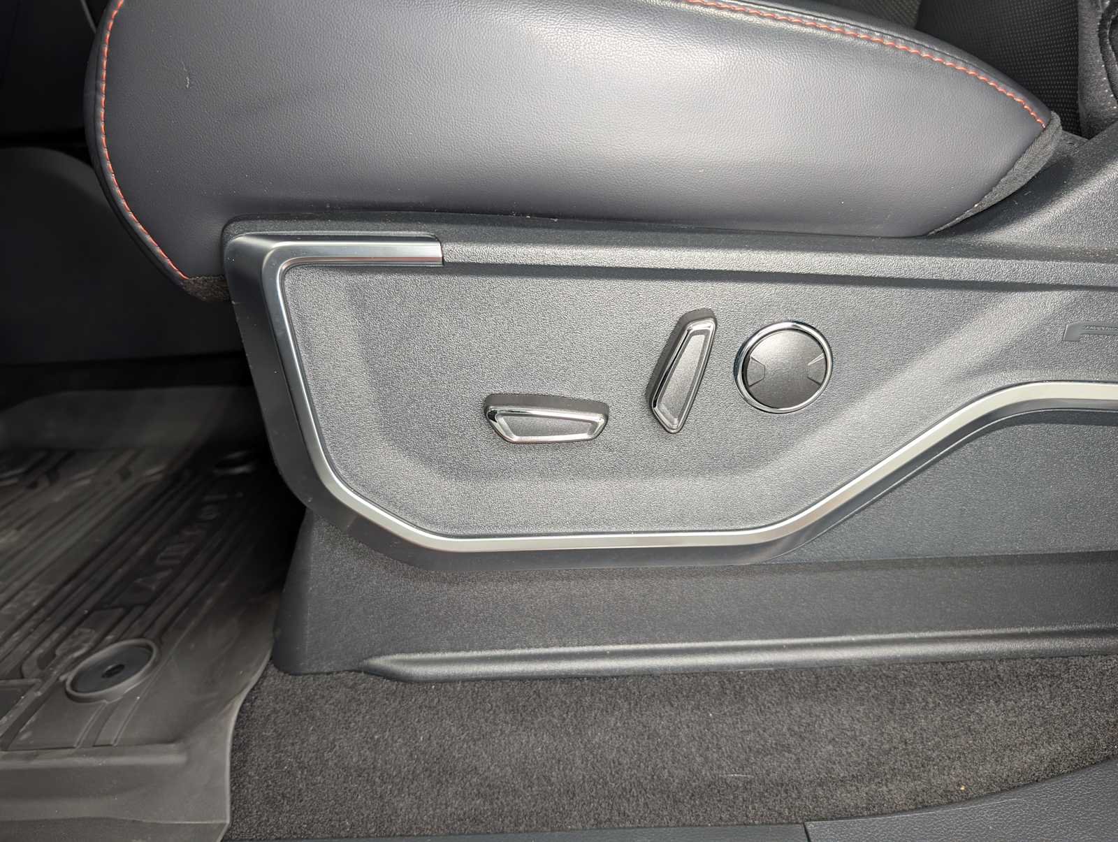 Used 2026 Shelter Green Ford Raptor image 45
