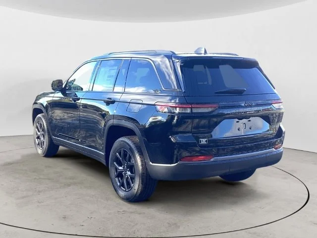 New 2027 Black Jeep LAREDO ALTITUDE 4X4 image 3