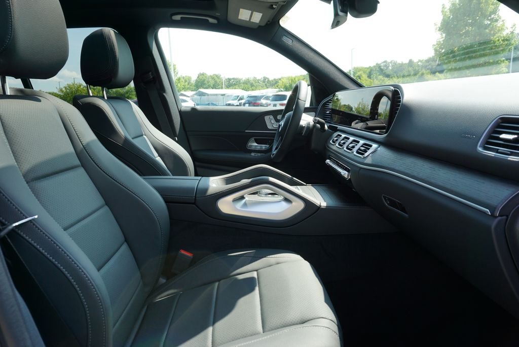 Used 2026 Obsidian Black Metallic Mercedes-Benz GLE 350 image 65
