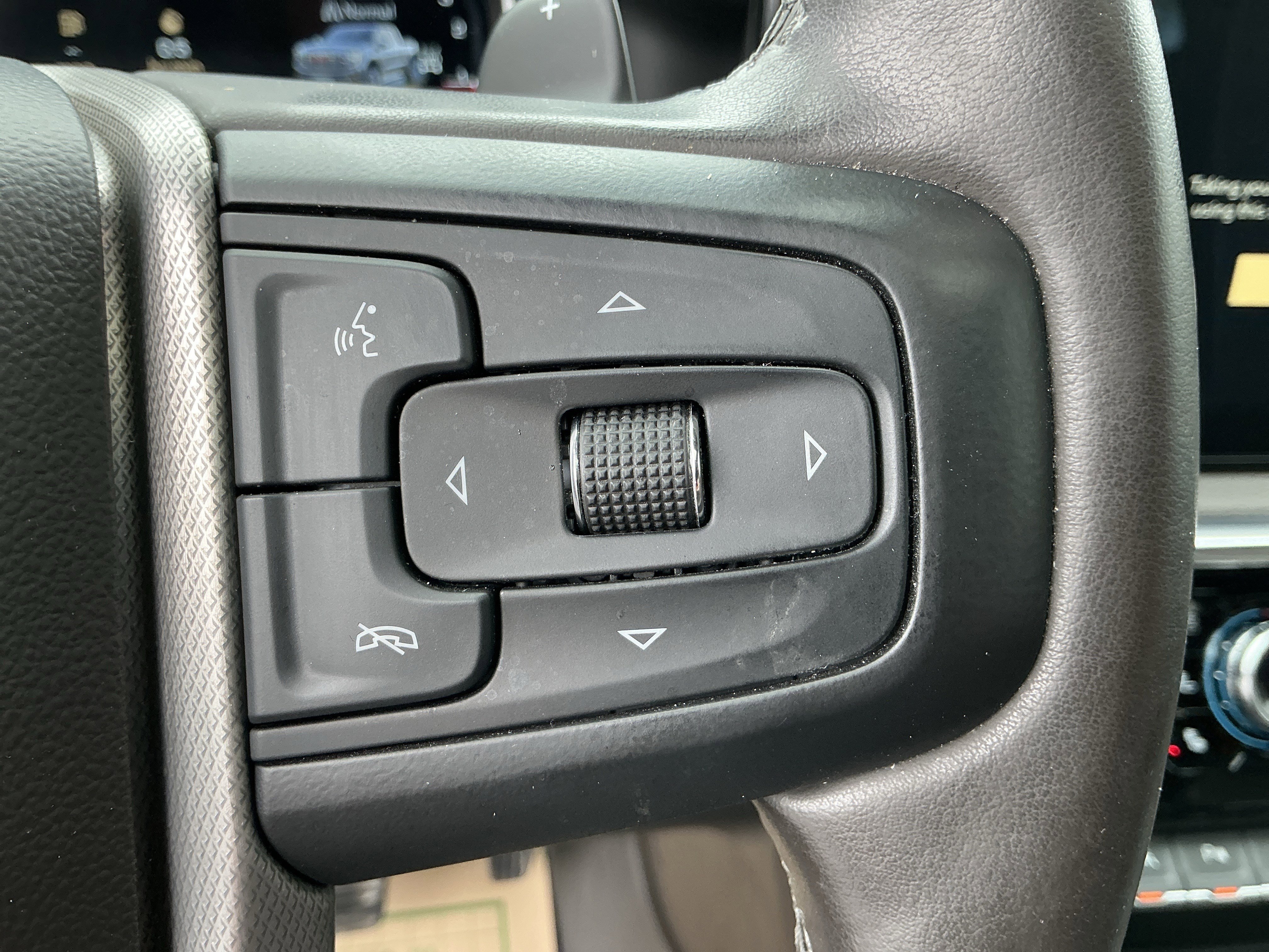 Used 2023 Onyx Black GMC Denali image 18