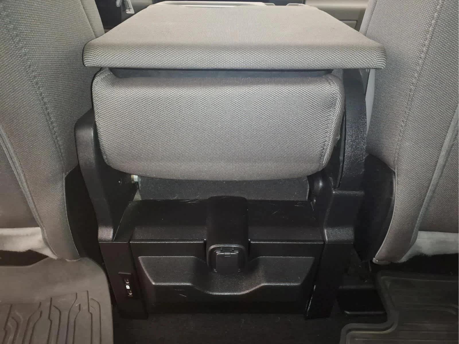 Used 2020 Rapid Red Metallic Tinted Clearcoat/Magnetic Ford XLT image 30