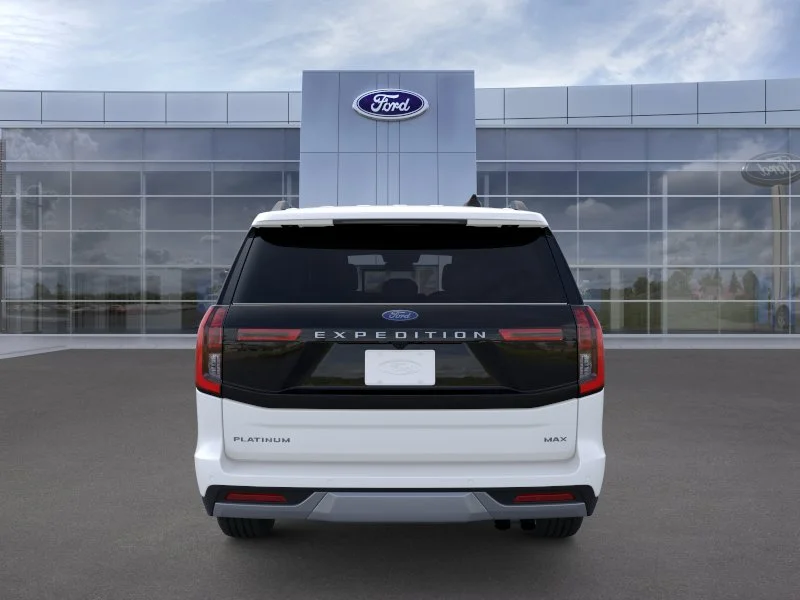 New 2026 Star White Metallic Tri-Coat Ford MAX Platinum® image 28