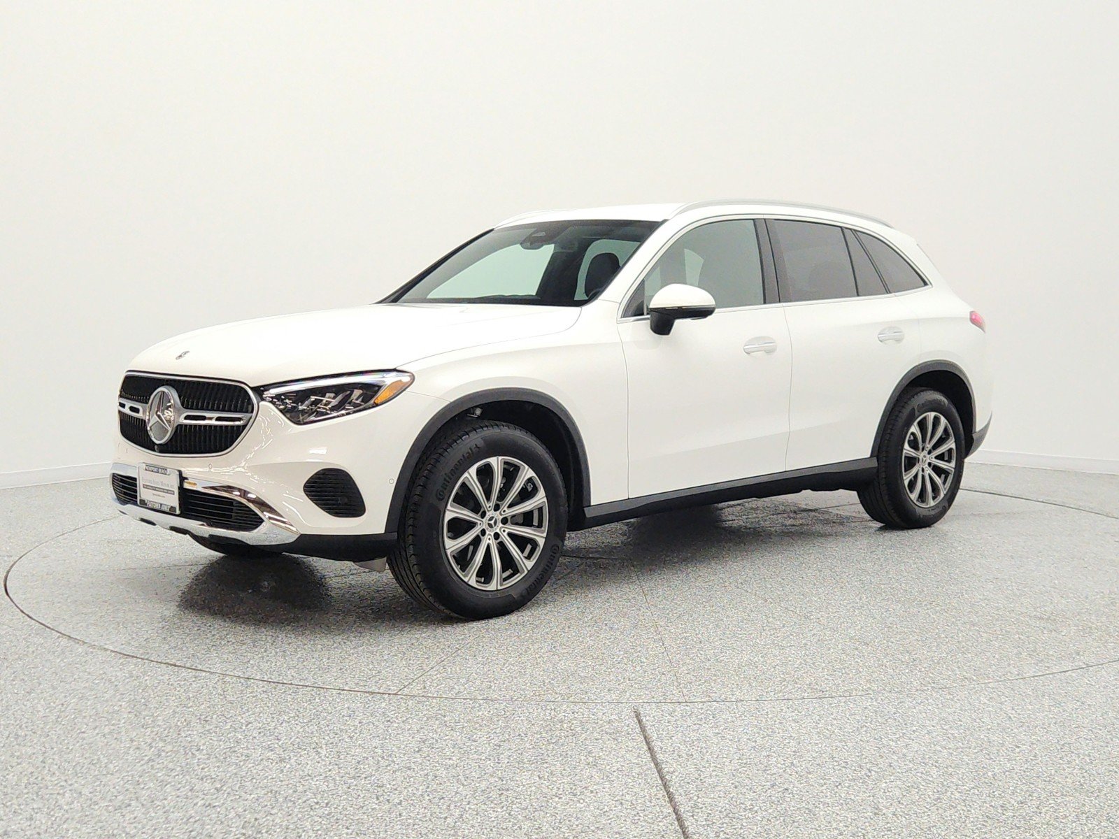 2026 Mercedes-Benz GLC GLC 300's photo